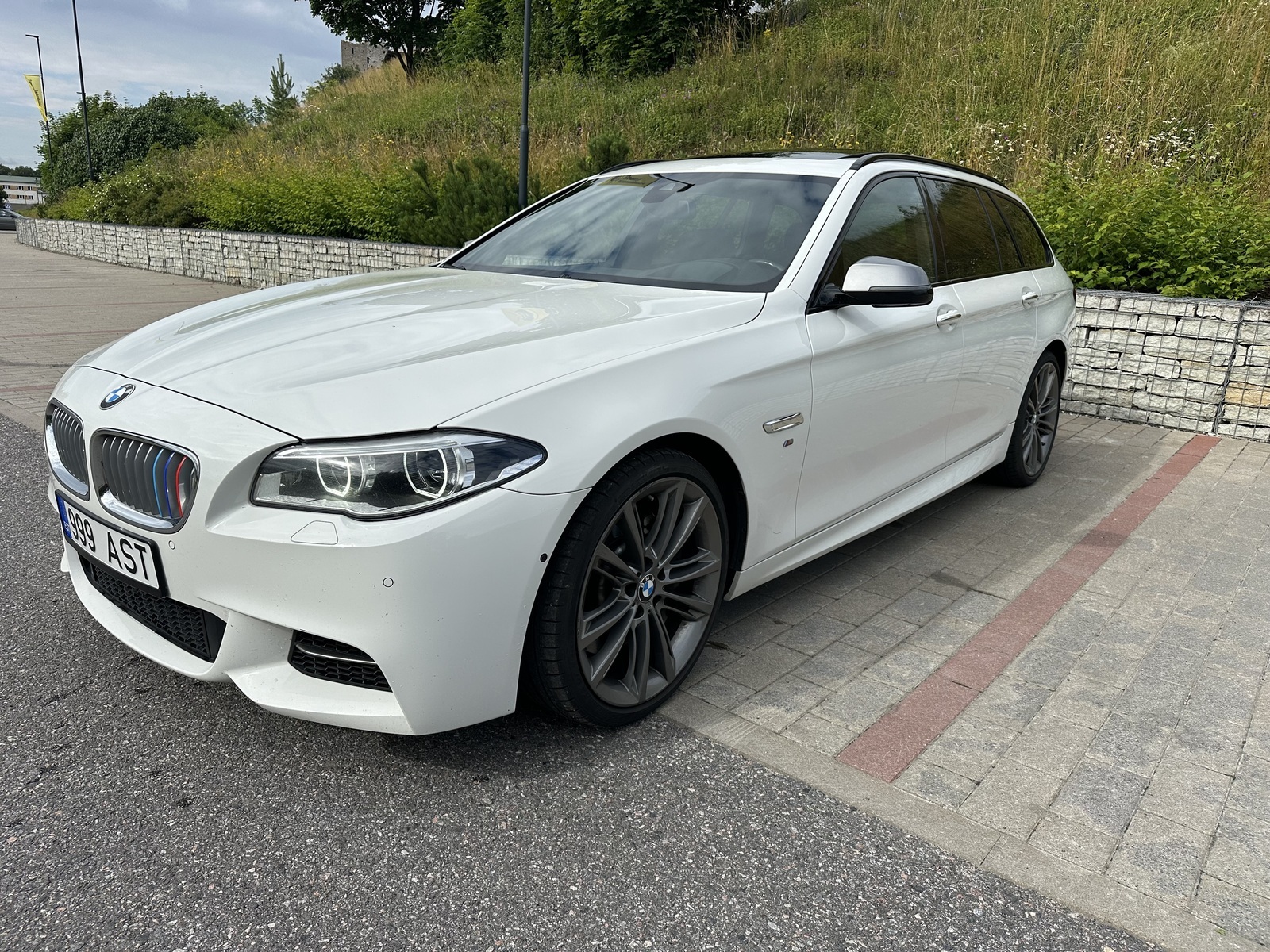 BMW M550 D XDRIVE 3.0 280kW