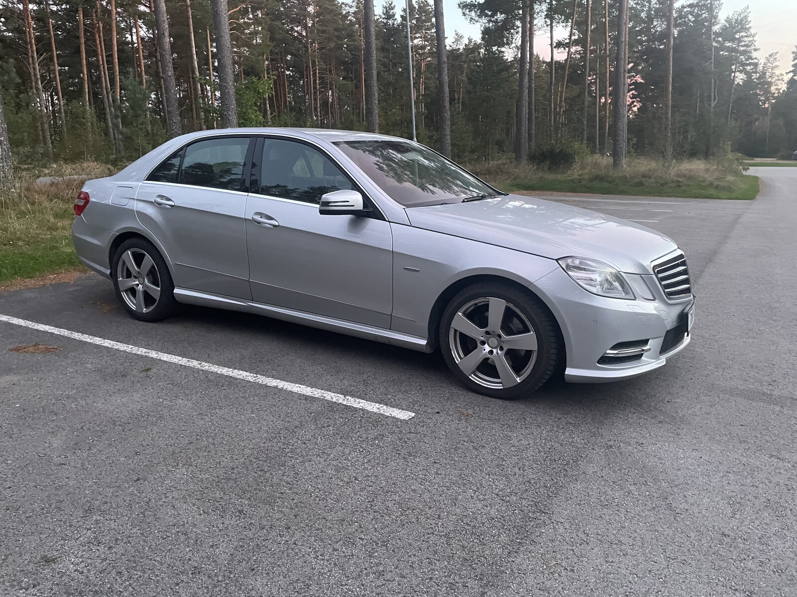 Mercedes-Benz E 250 2013, kuva 2/6