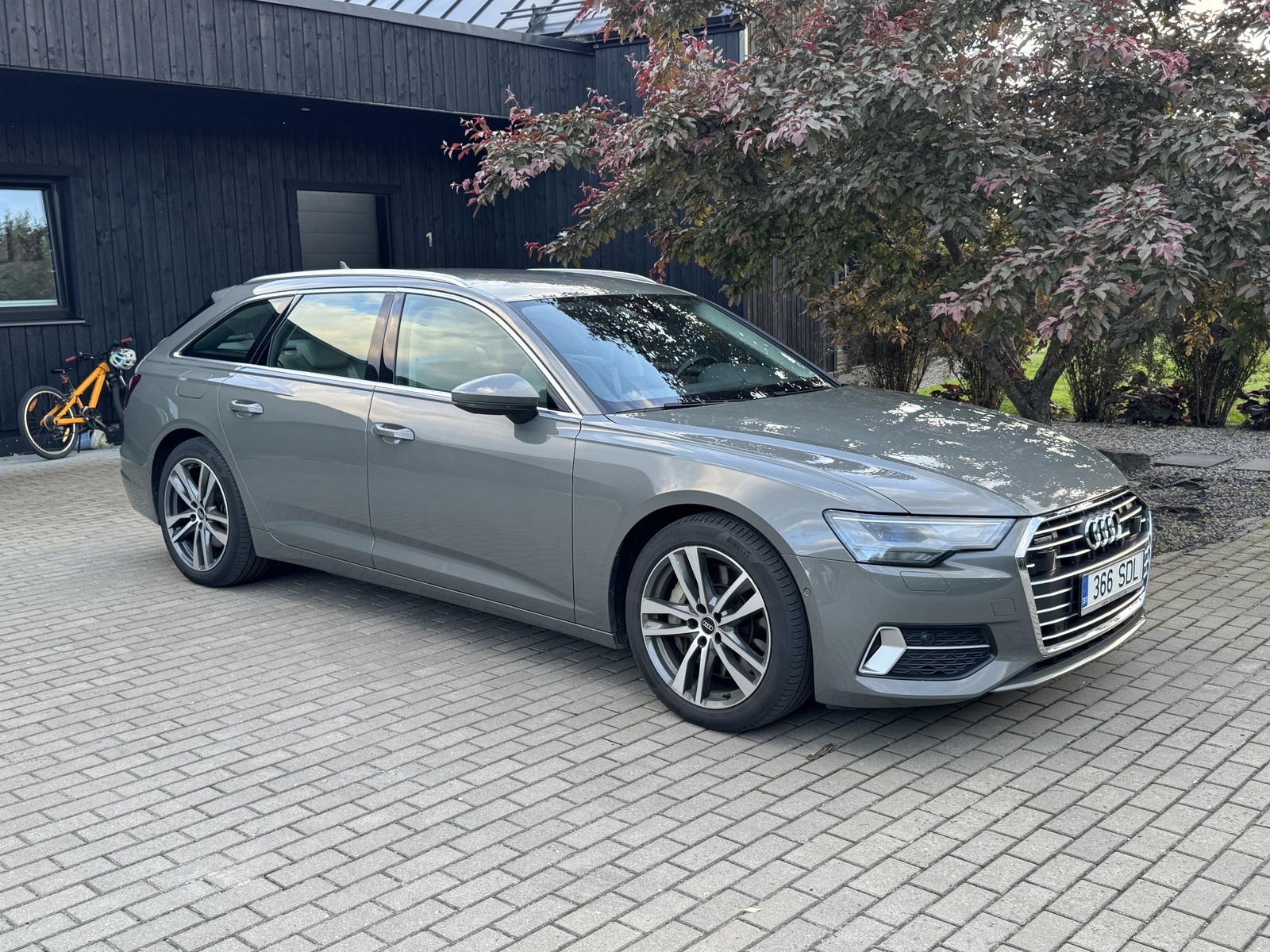 Audi A6 2022, photo 3/14