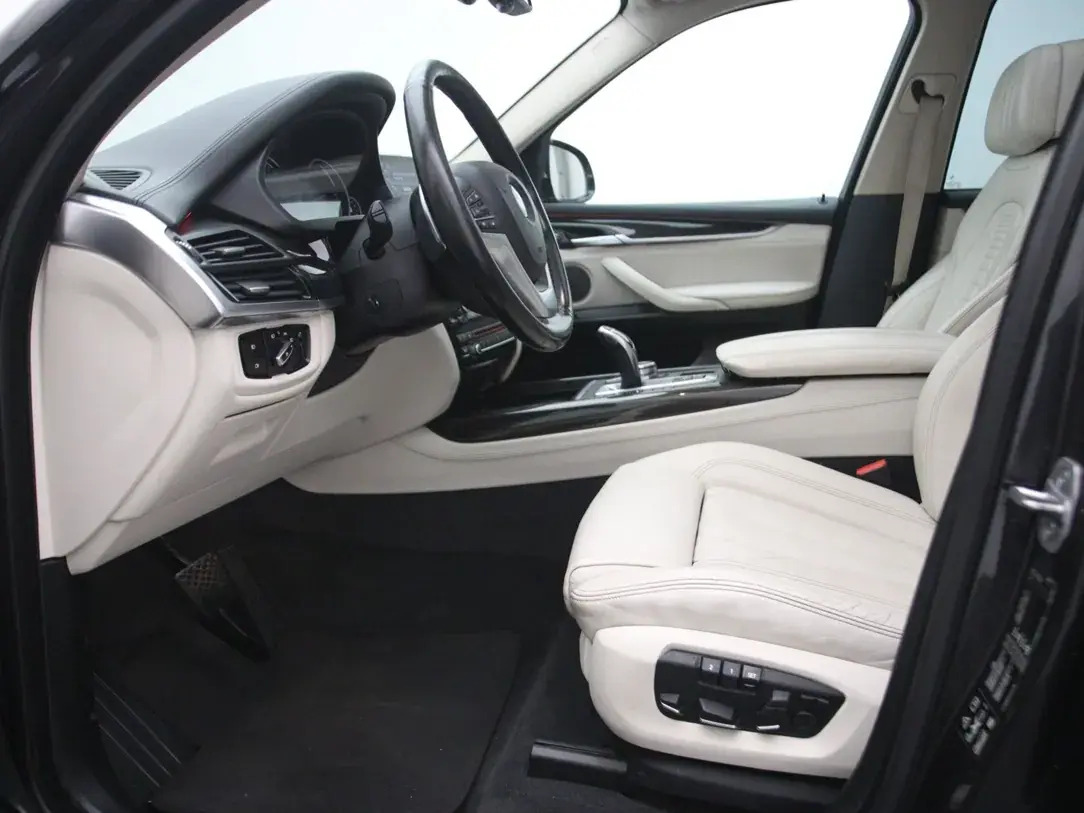 BMW X5 High Executive 3.0 190kW 2017, photo 4/10