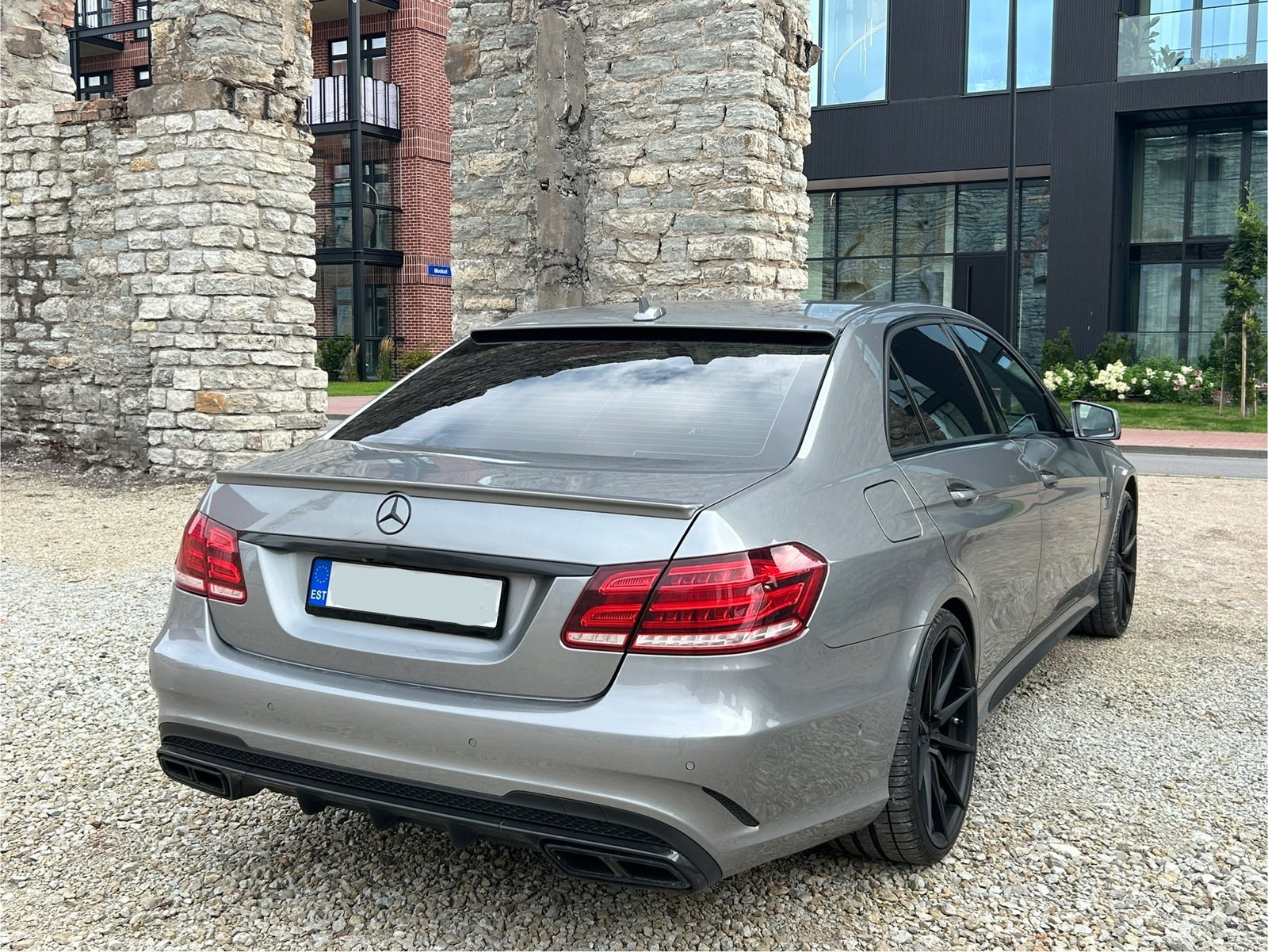 Mercedes-Benz E 63 AMG 2013, kuva 5/14