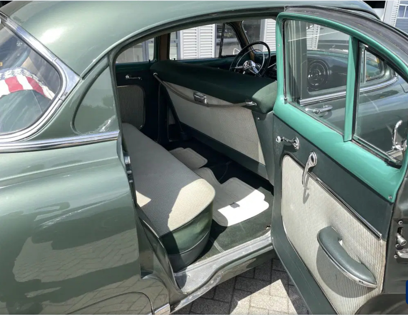 Pontiac Bonneville 1954, kuva 7/8