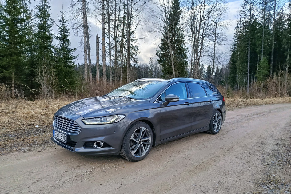 Ford Mondeo, 2015, 2.0, 132 kW, diesel, automatic, front-wheel drive