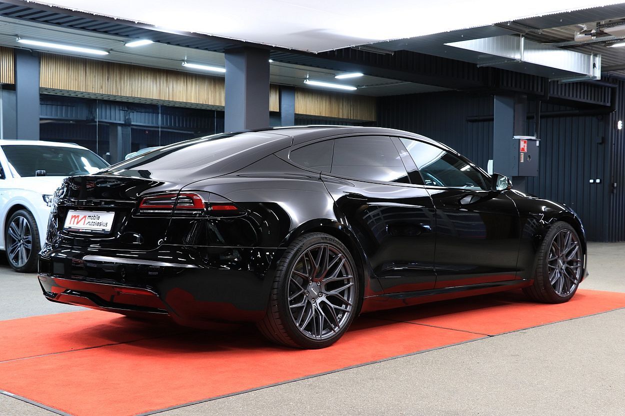 Tesla Model S 2023, photo 2/31