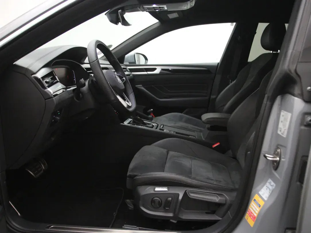 Volkswagen Arteon 2021, photo 4/10