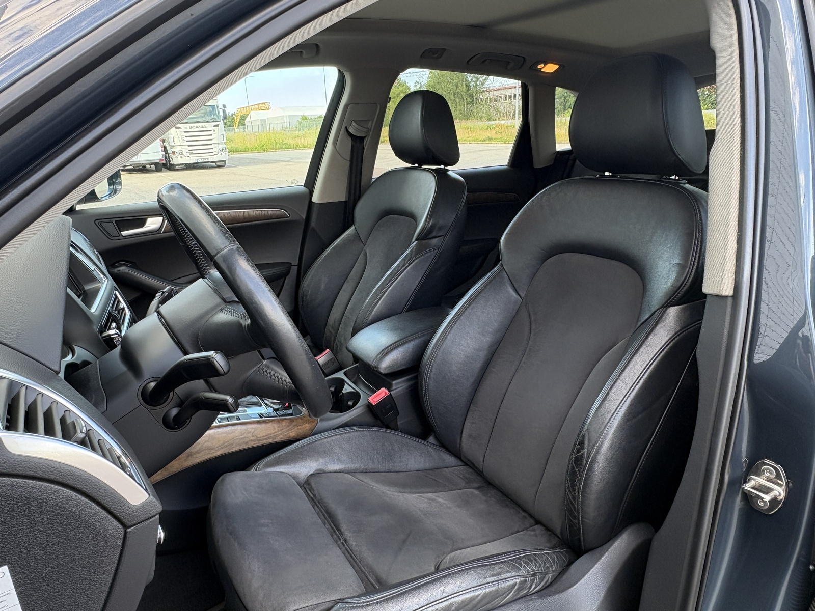 Audi Q5 2009, kuva 7/29
