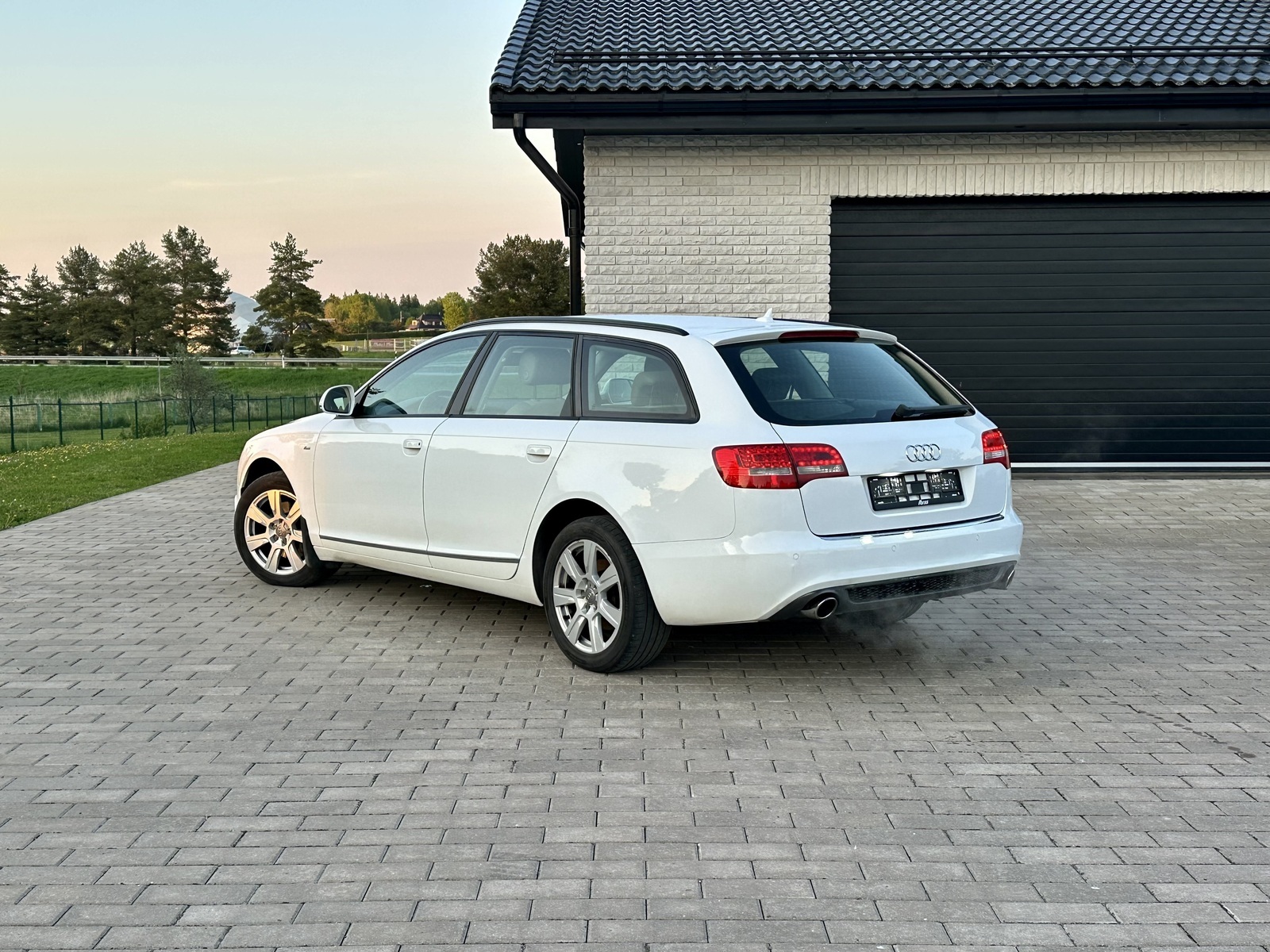 Audi A6 2009, photo 4/14