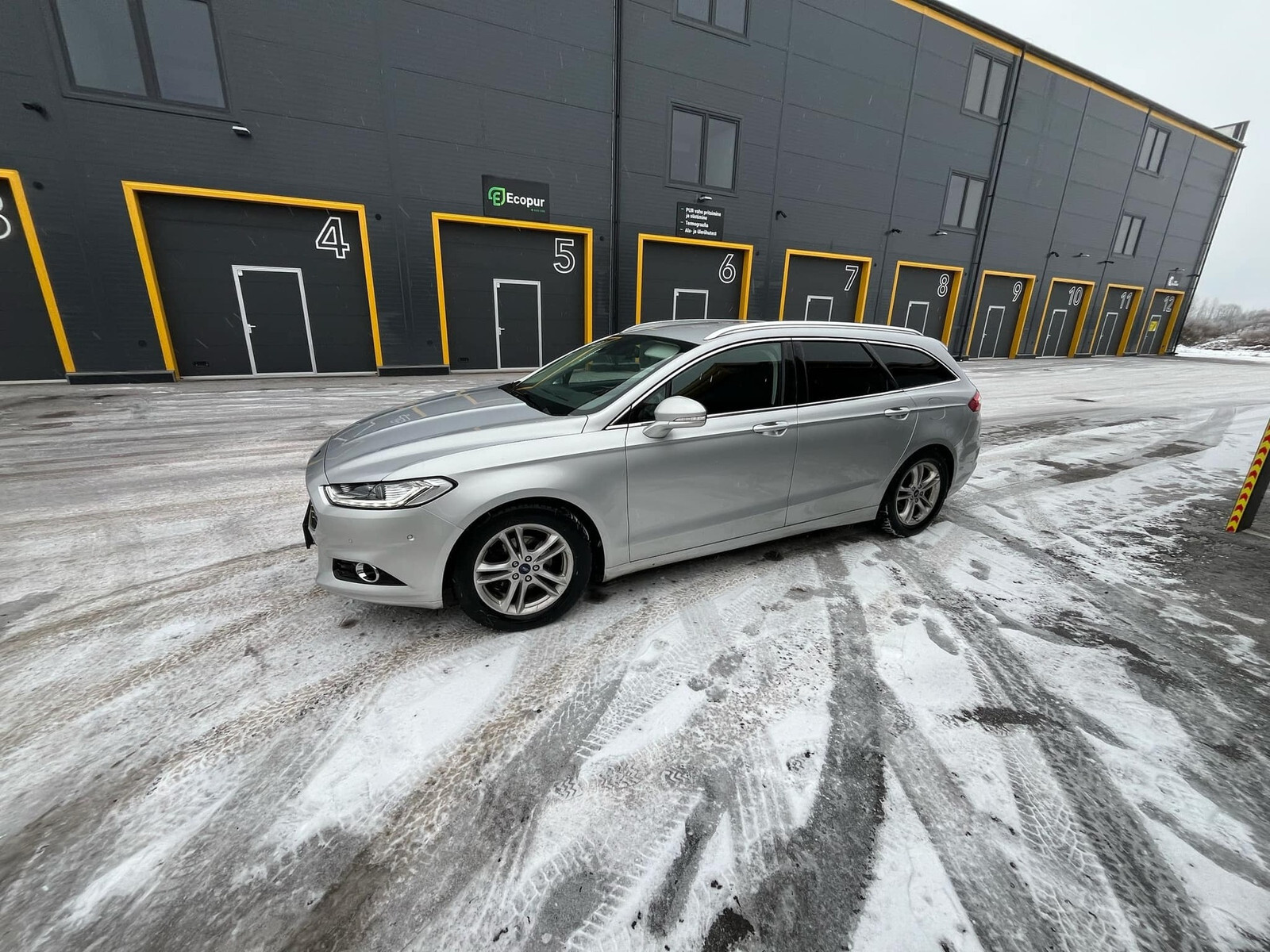 Ford Mondeo 2016, photo 2/9
