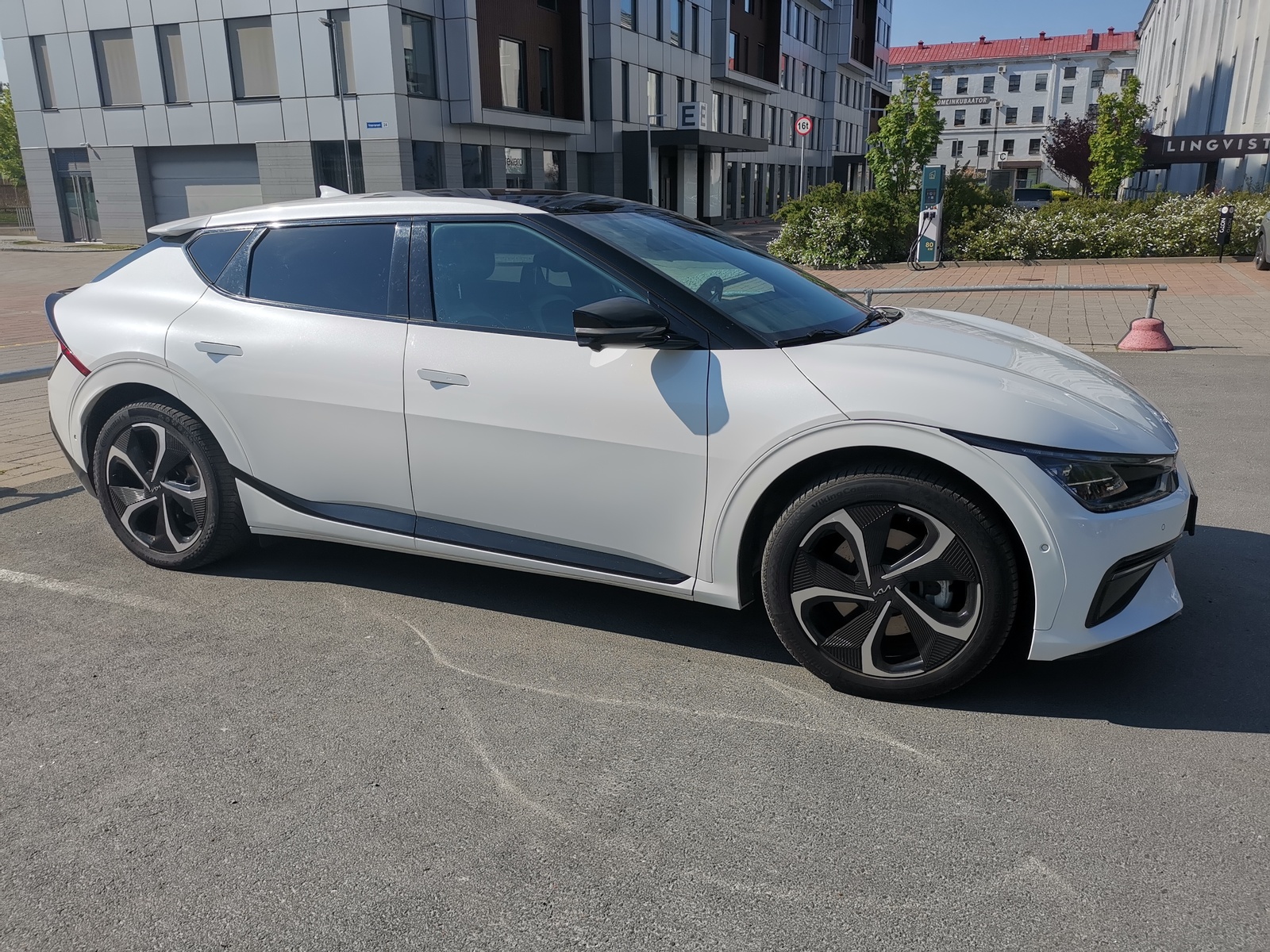 Kia EV6 2022, photo 4/19
