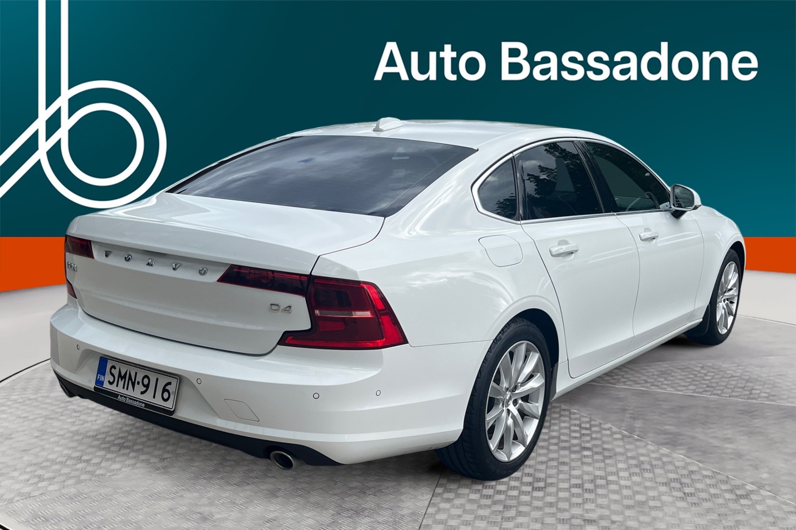 Volvo S90 2018, kuva 5/10