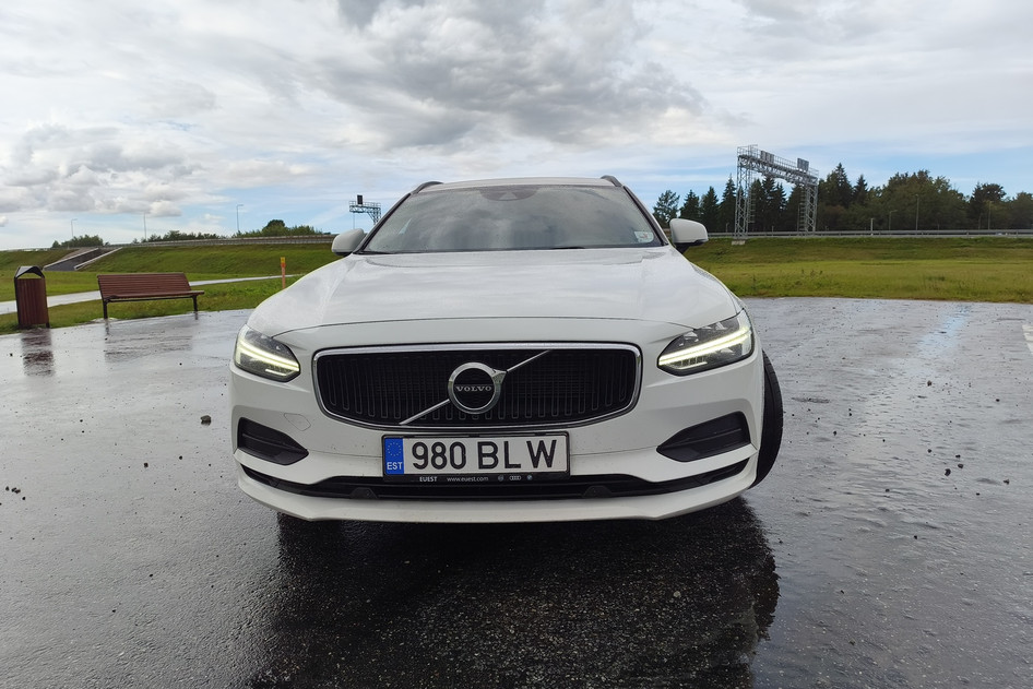 Volvo V90, 2017, 2.0, 140 kW, diisel, automaat, esivedu