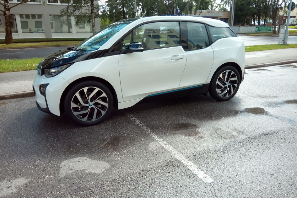 BMW i3, 2016, 75 kW, electric, automatic, rear-wheel drive