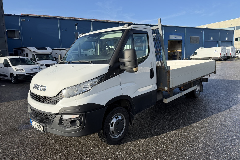 Iveco Daily, 2015, 3.0, 107 kW, diesel, manual, rear-wheel drive