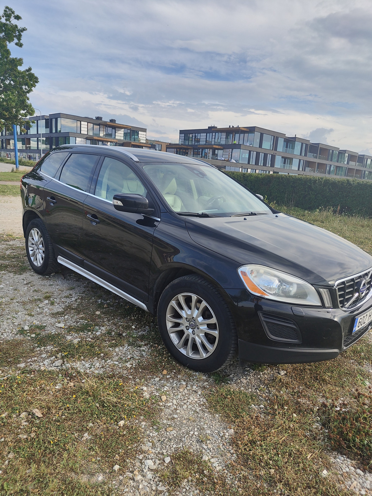 Volvo XC60 2011, photo 3/5