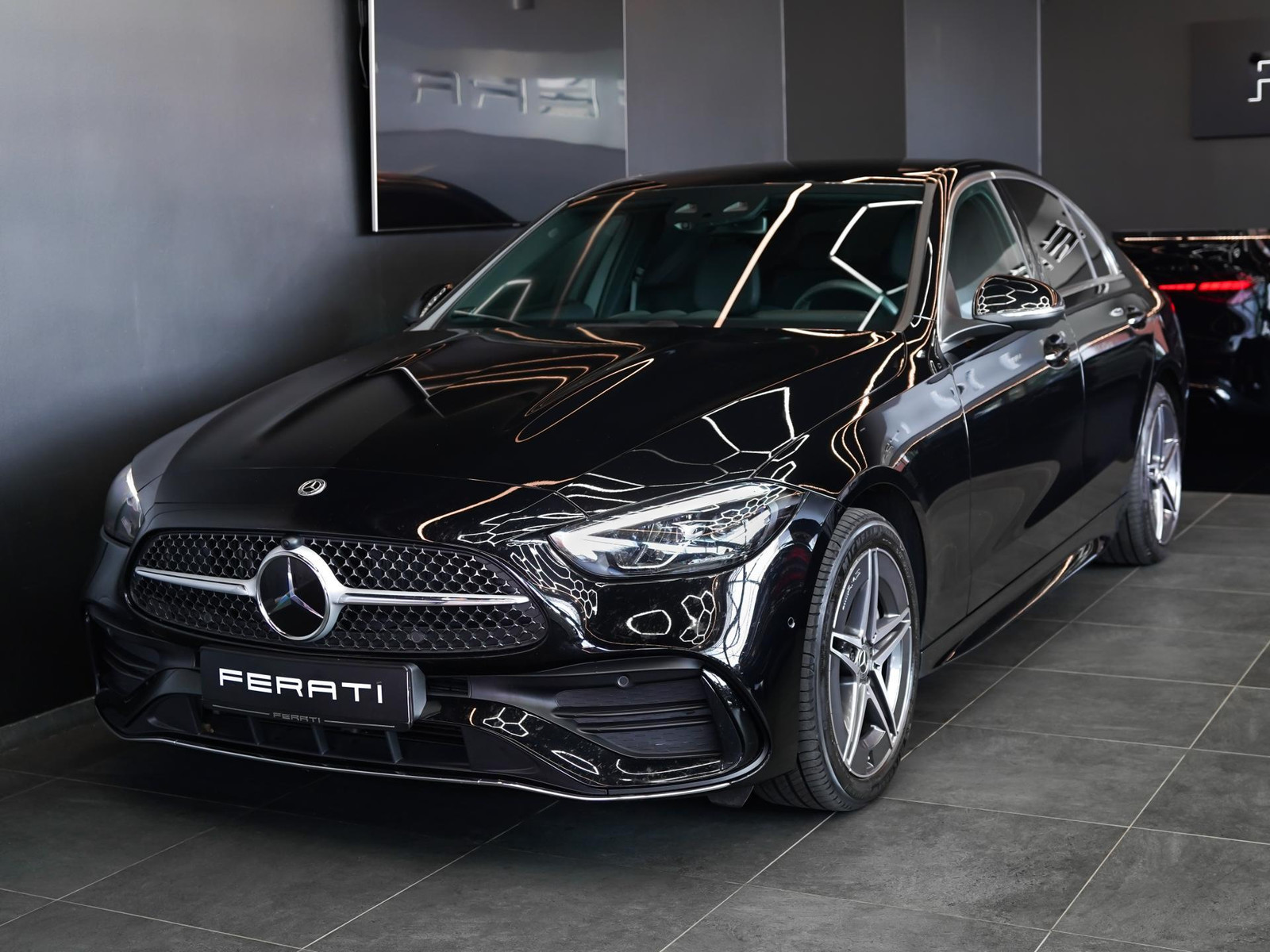 Mercedes-Benz C 300 AMG DE 2.0 145kW