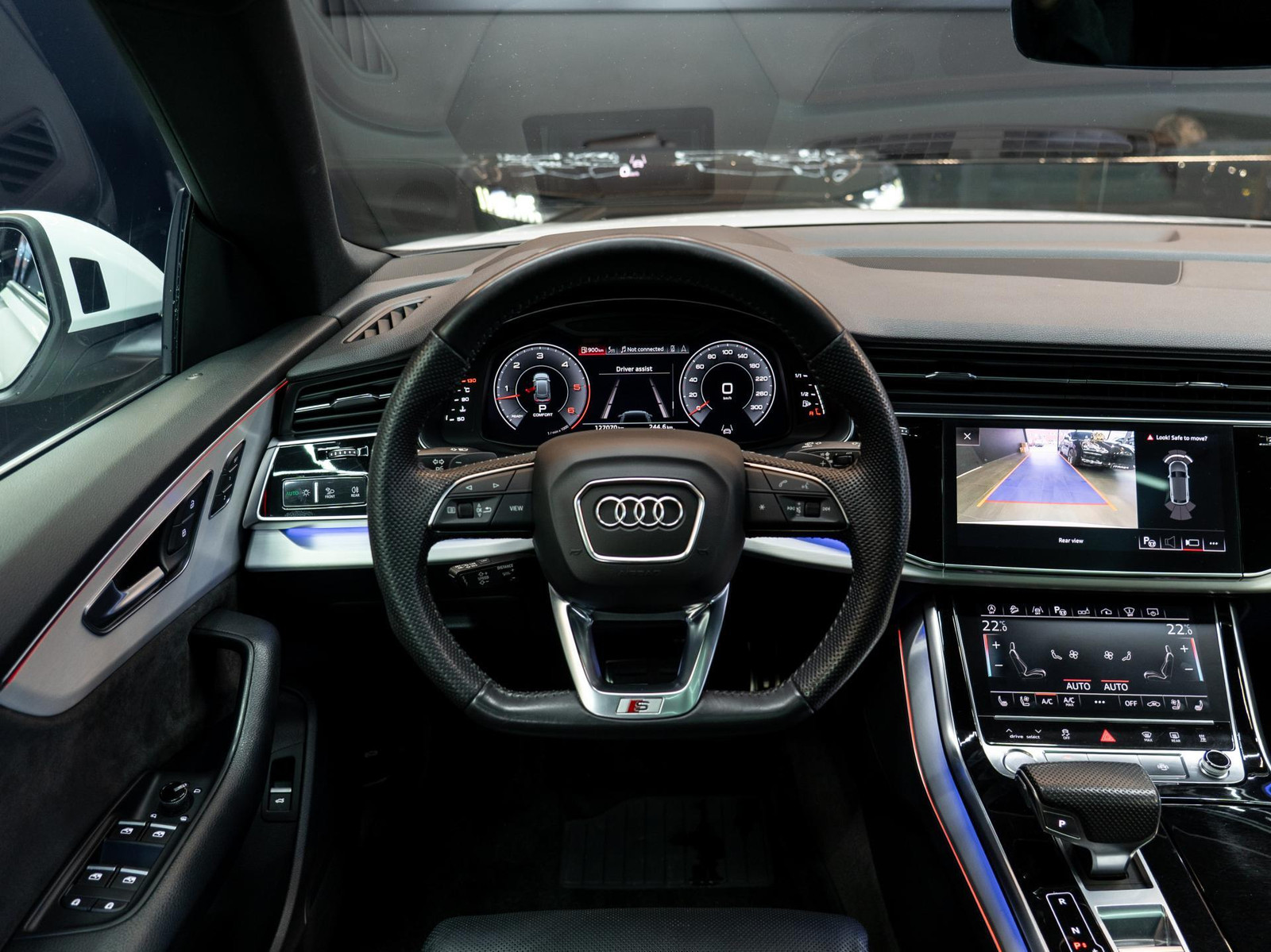 Audi Q8 2019, photo 6/17