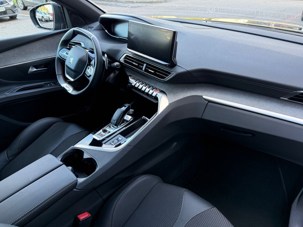 Peugeot 3008 2023, photo 4/10