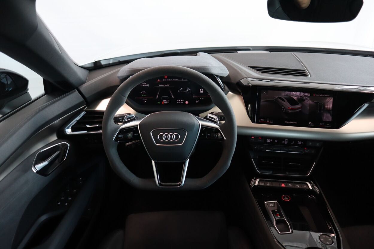 Audi e-tron GT quattro 350kW 140kW 2022, kuva 5/10