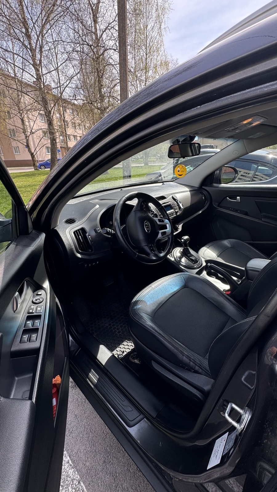 Kia Sportage 2012, photo 2/8