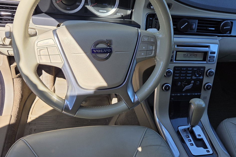 Volvo S80, 2011, 2.0, 120 kW, дизель, автомат, передний привод