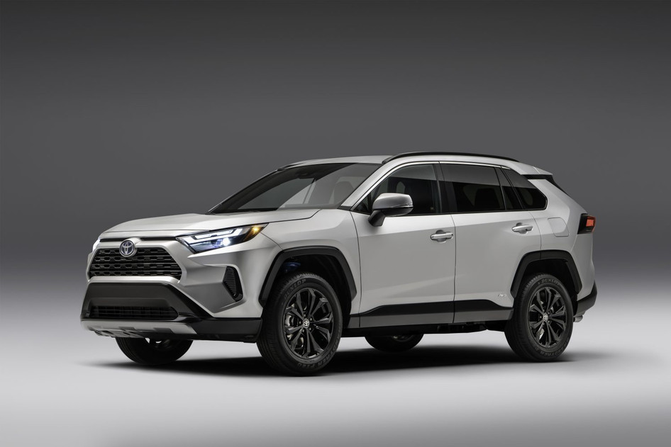 Toyota RAV4, 2024, 2.0, 129 kW, бензин, автомат, передний привод