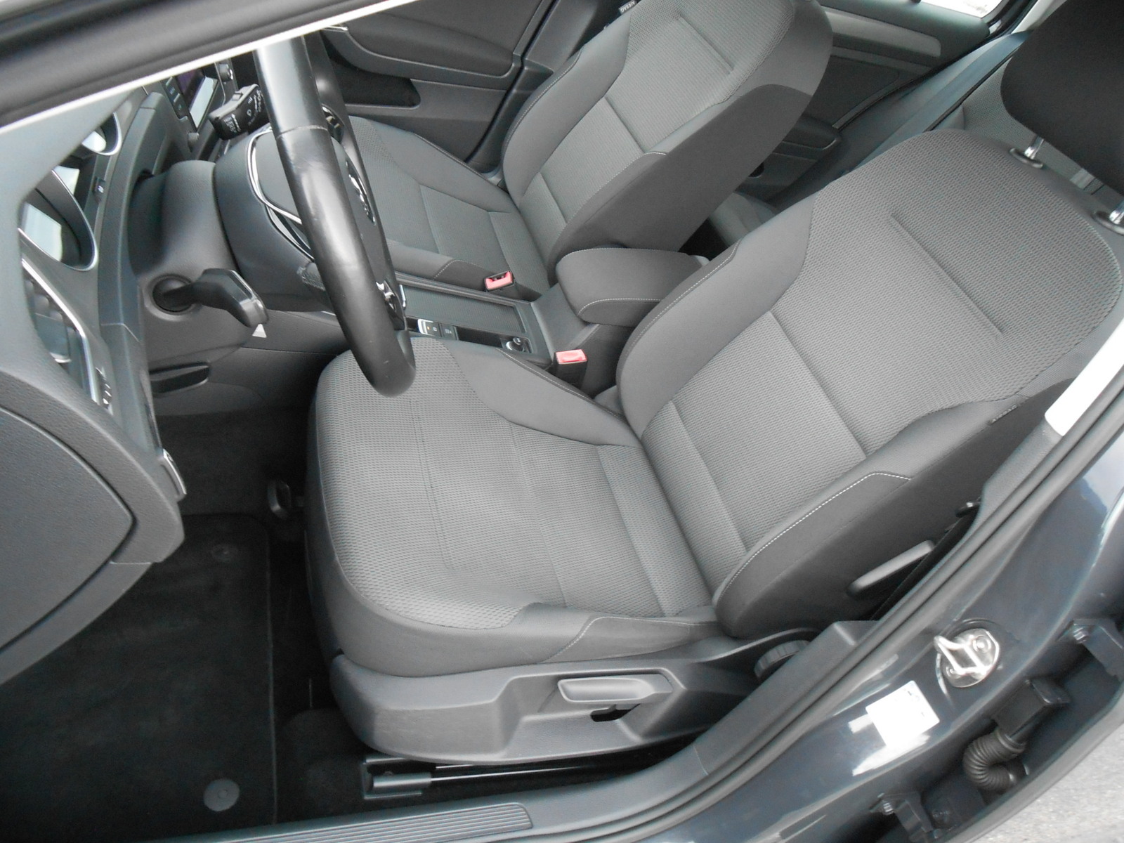 Volkswagen Golf 2014, photo 7/18
