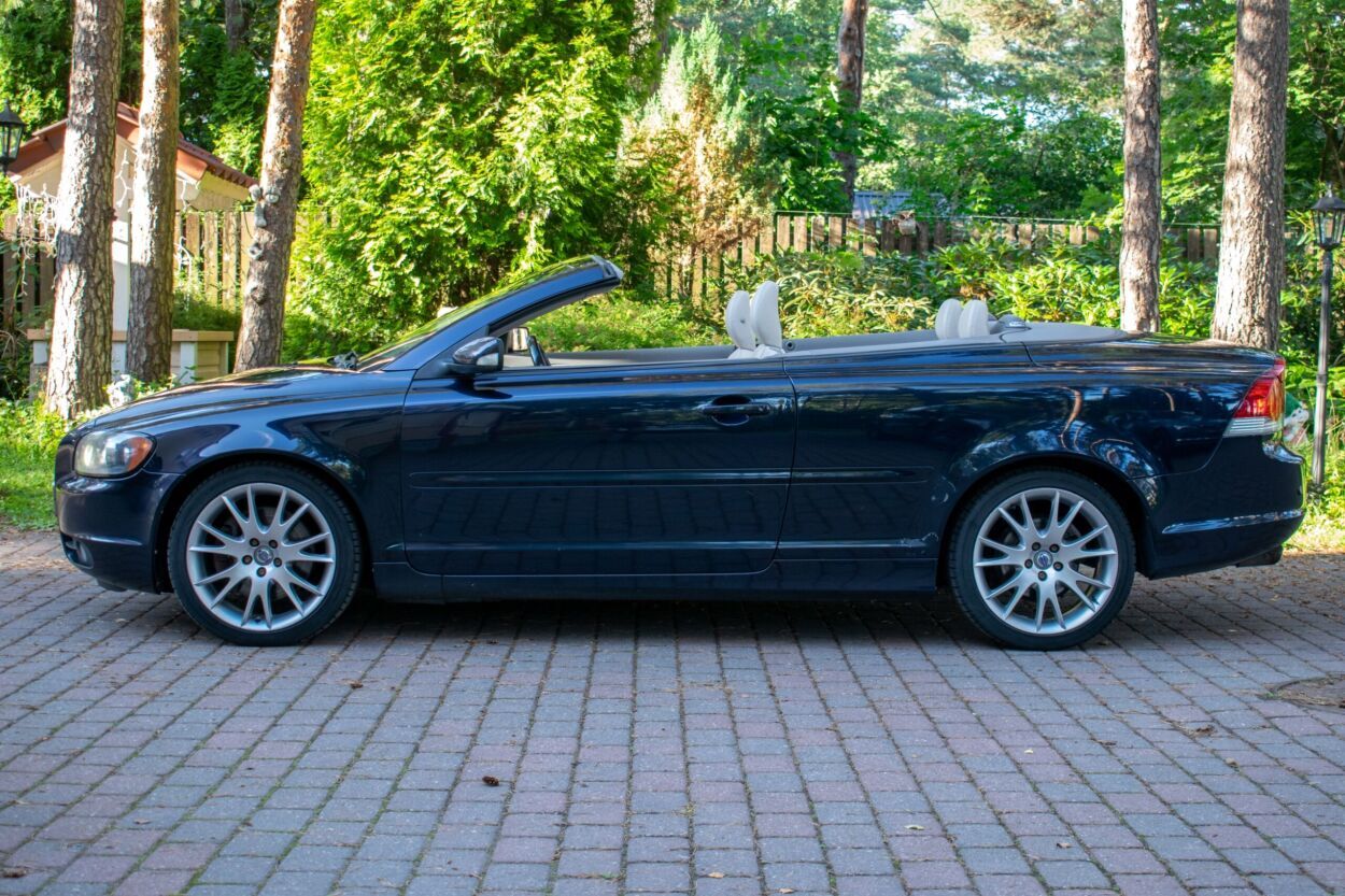 Volvo C70 2007, kuva 7/10