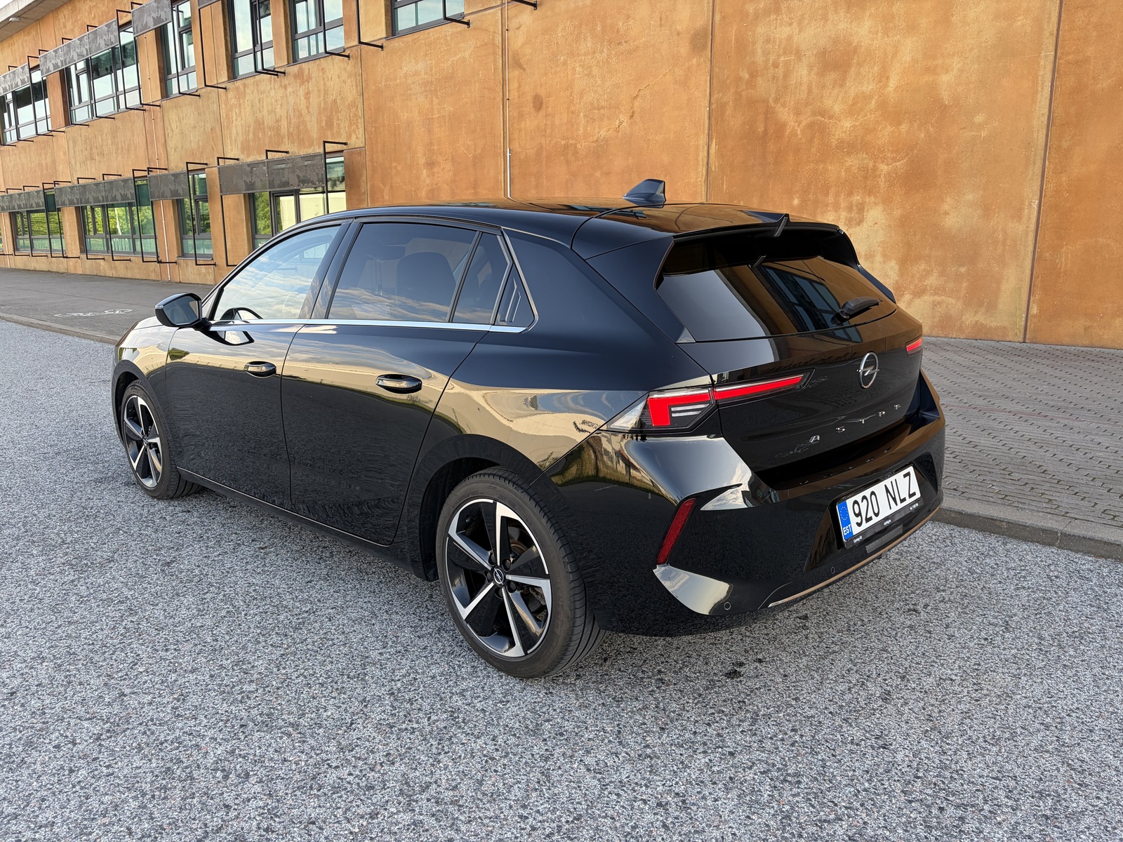 Opel Astra 2022, photo 4/11