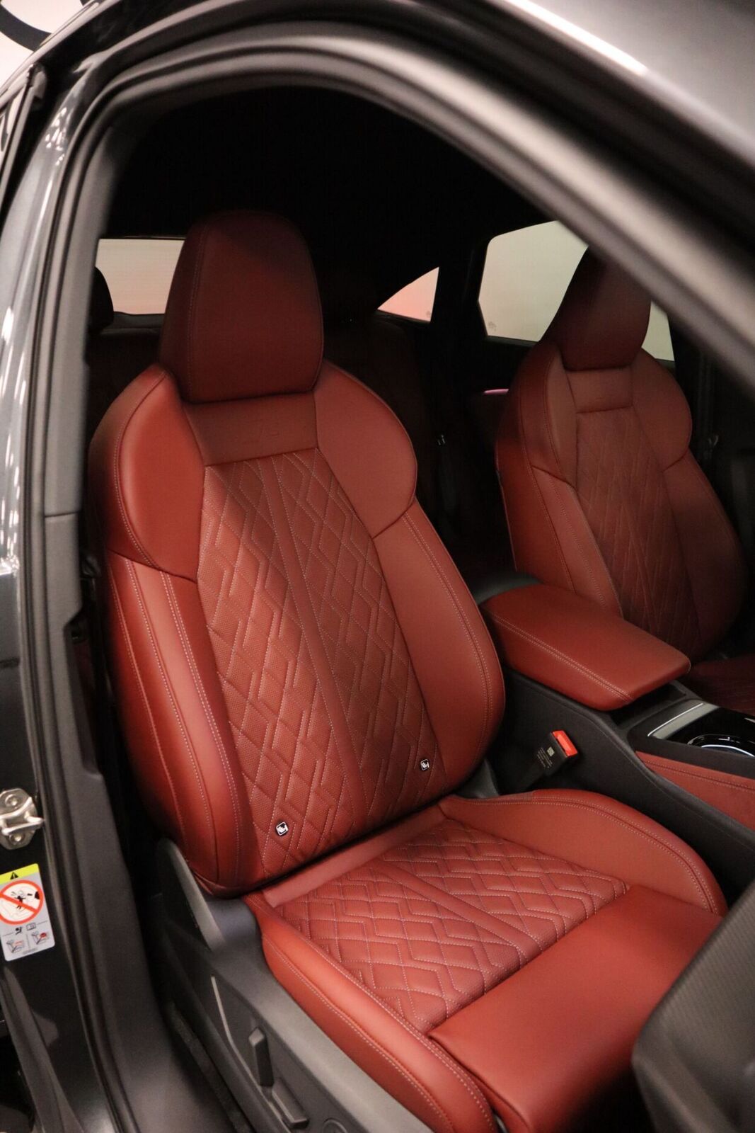 Audi SQ5 2026, photo 3/10