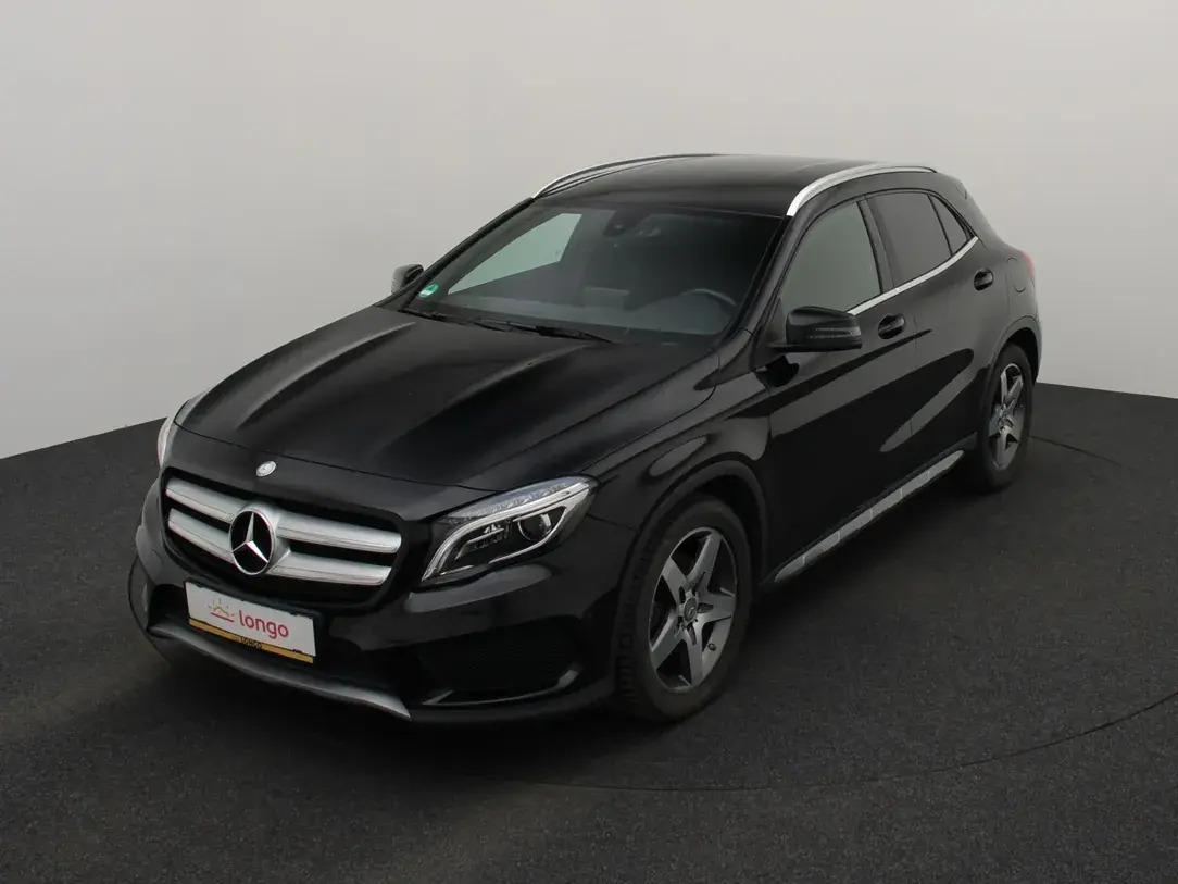 Mercedes-Benz GLA 220