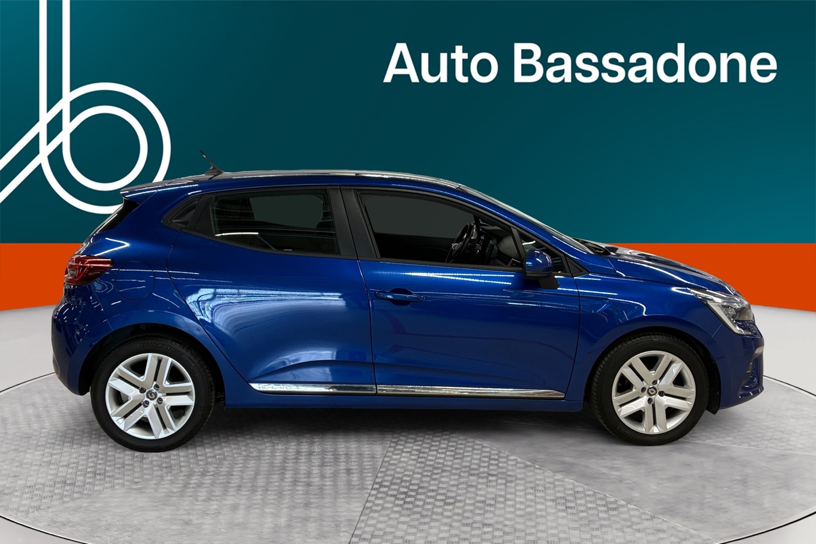 Renault Clio 2021, photo 6/32