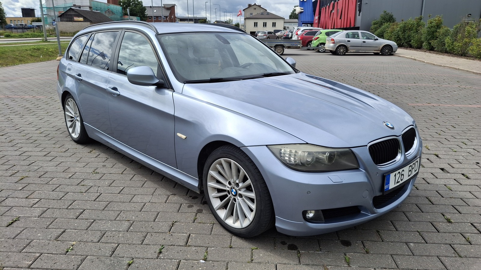 BMW 320 2011, kuva 5/10