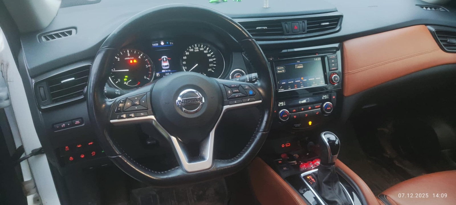 Nissan X-Trail 2021, photo 5/9