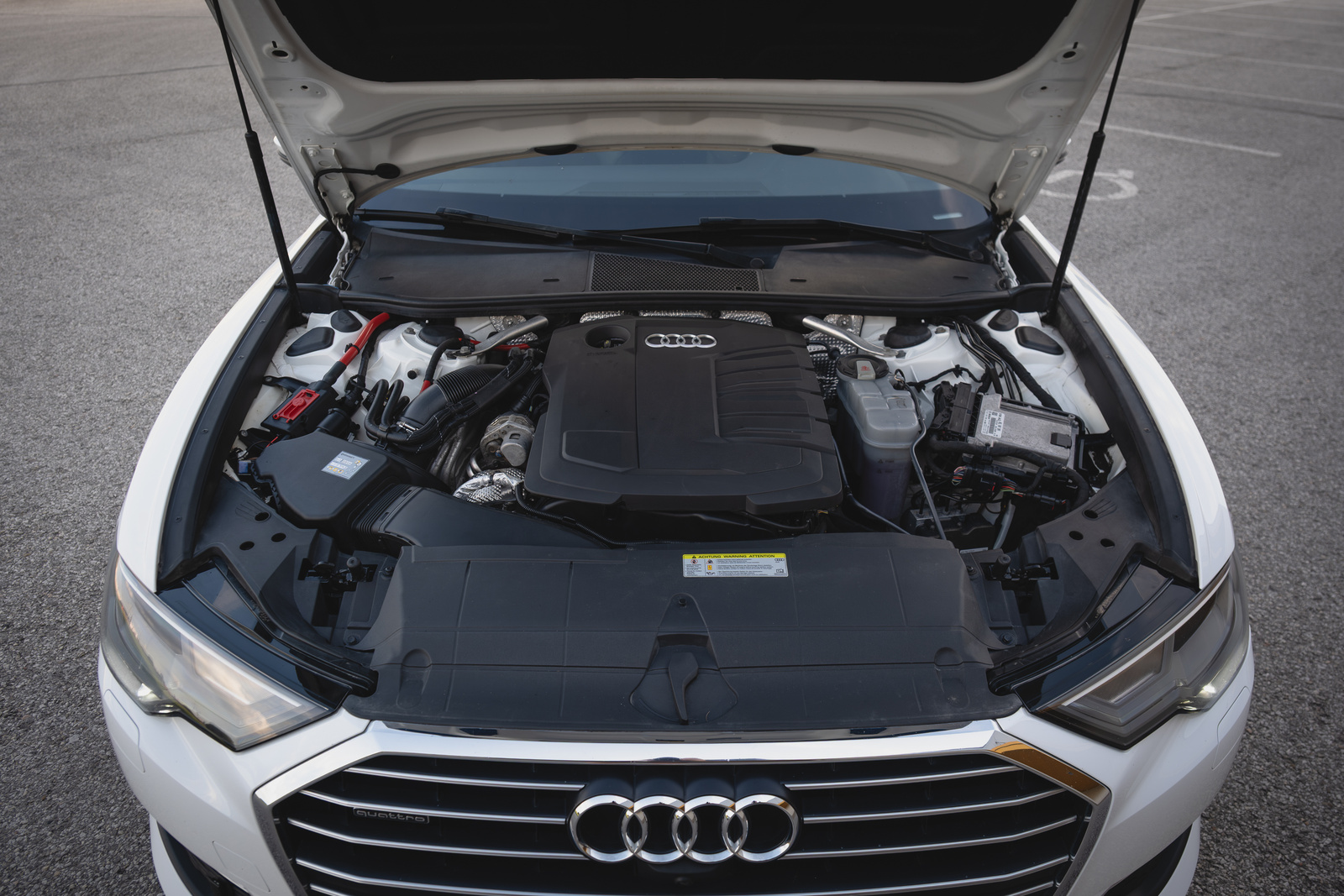 Audi A6 2020, photo 6/21