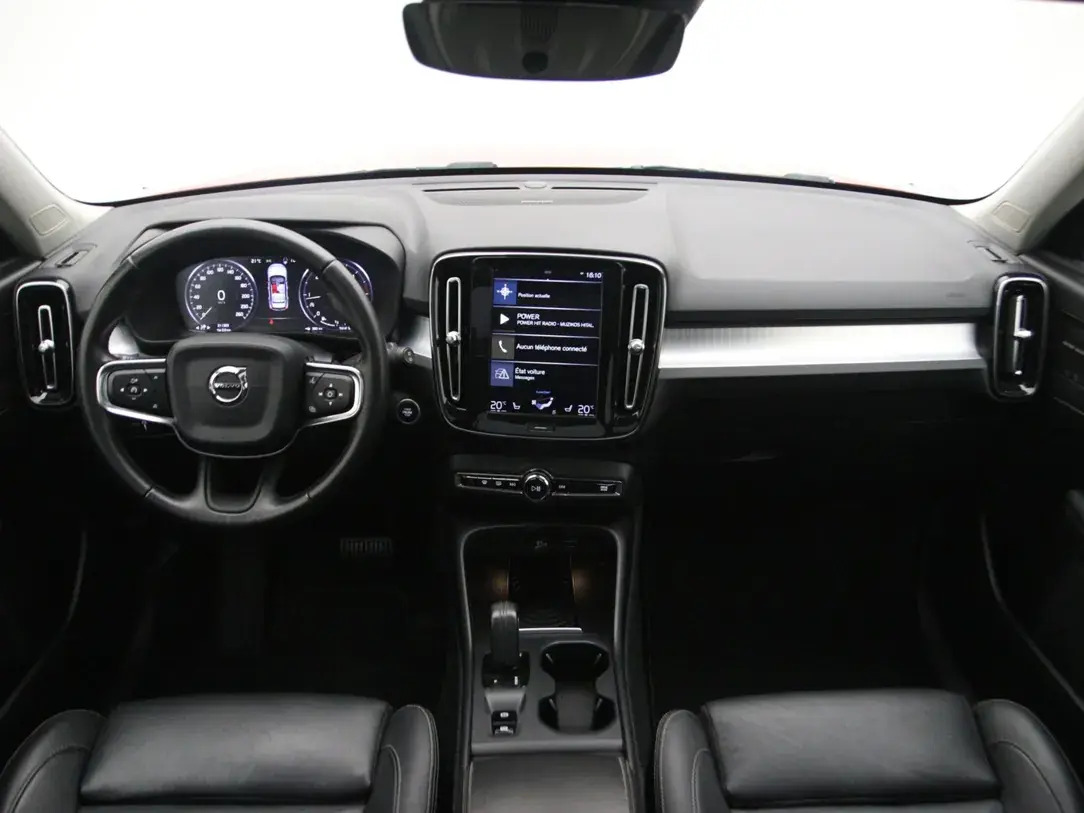 Volvo XC40 2018, photo 2/10
