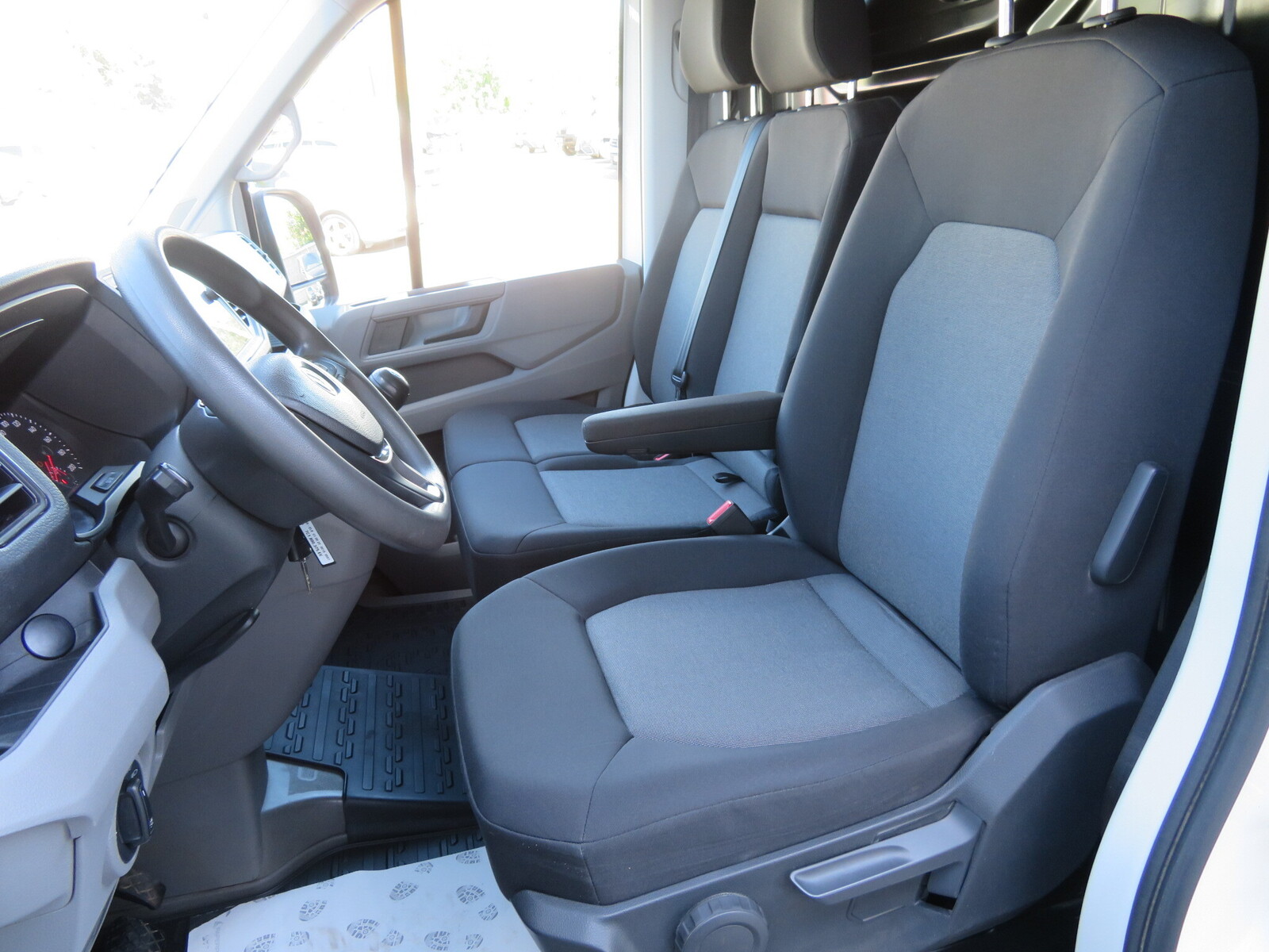 Volkswagen Crafter L4H2 2023, kuva 5/11