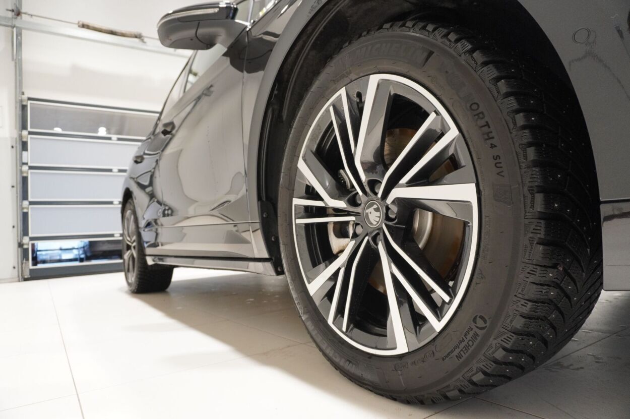 Škoda Enyaq 2025, photo 6/31