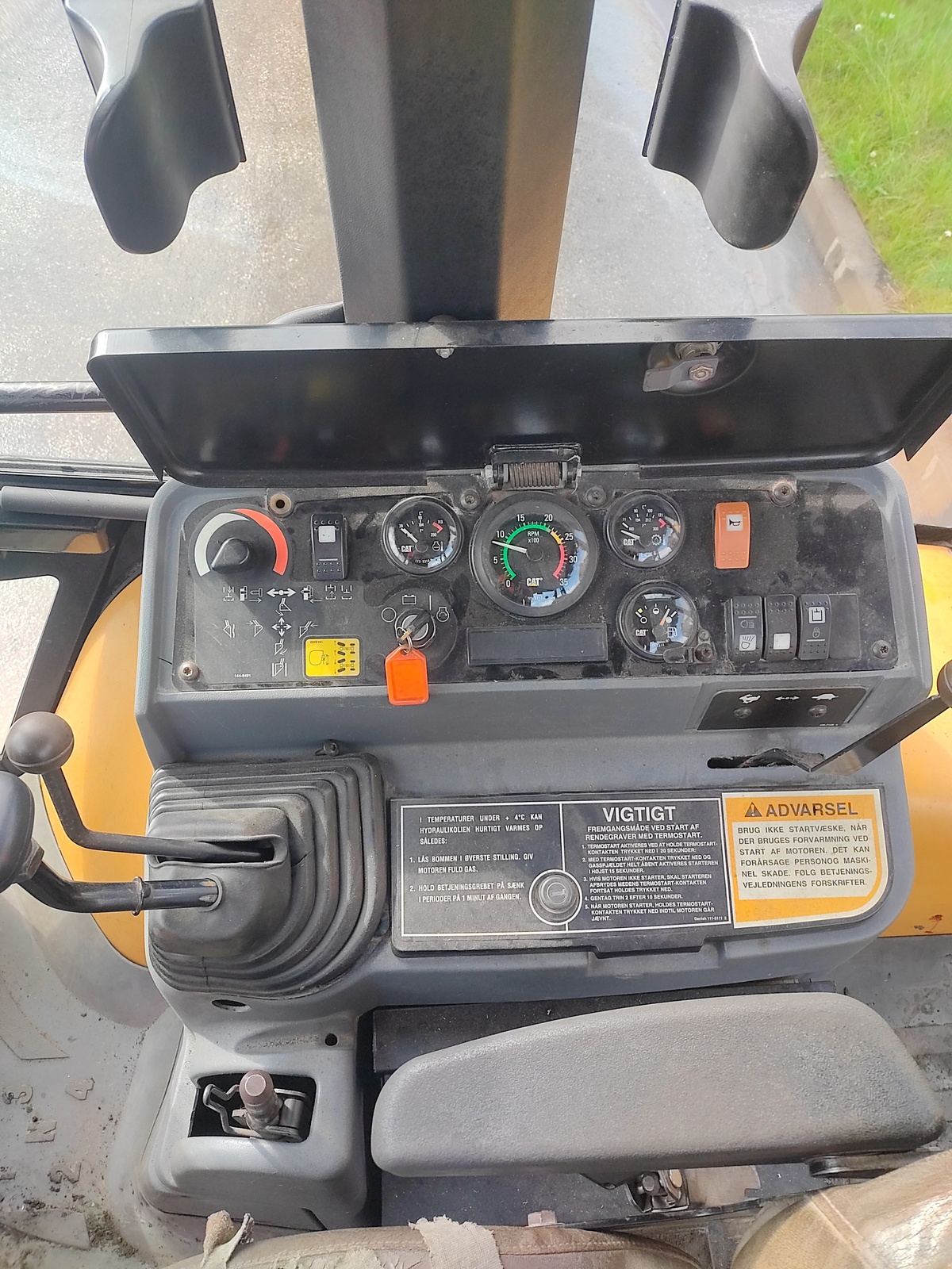 Caterpillar Muu mudel 1999, kuva 5/6