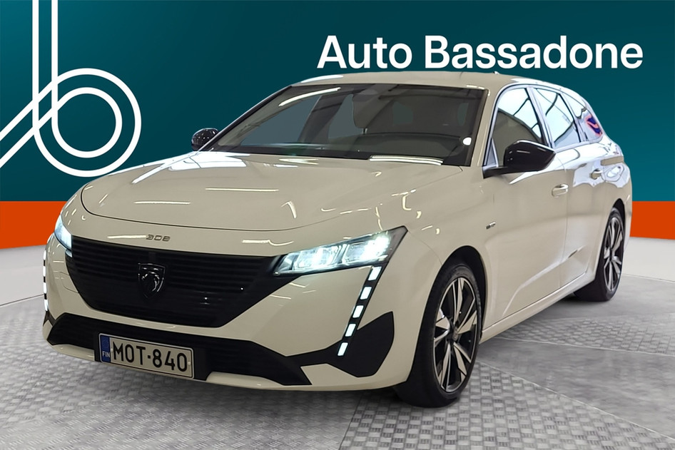 Peugeot 308, 2023, 1.6, 132 kW, plug-in hybrid (petrol/electric), automatic, front-wheel drive