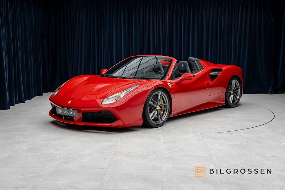 Ferrari 488, 2017, 3.9, 493 kW, бензин, автомат, полный привод