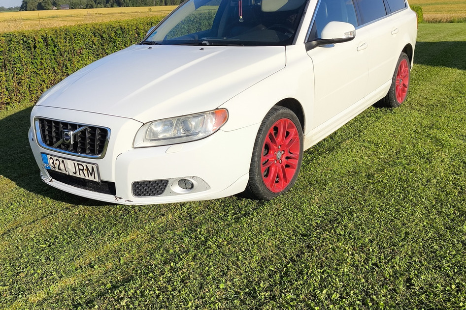 Volvo V70, 2007, 3.0, 210 kW, бензин+lpg, автомат, полный привод