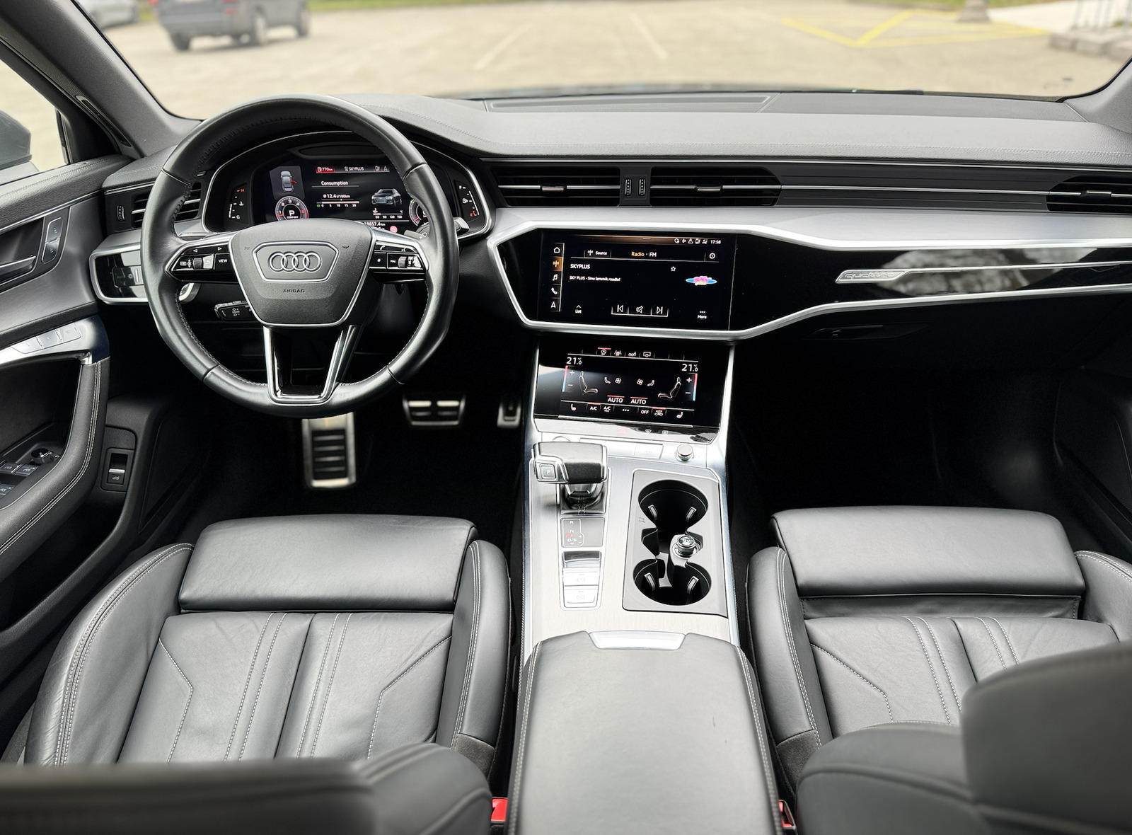 Audi A6 2019, photo 6/10