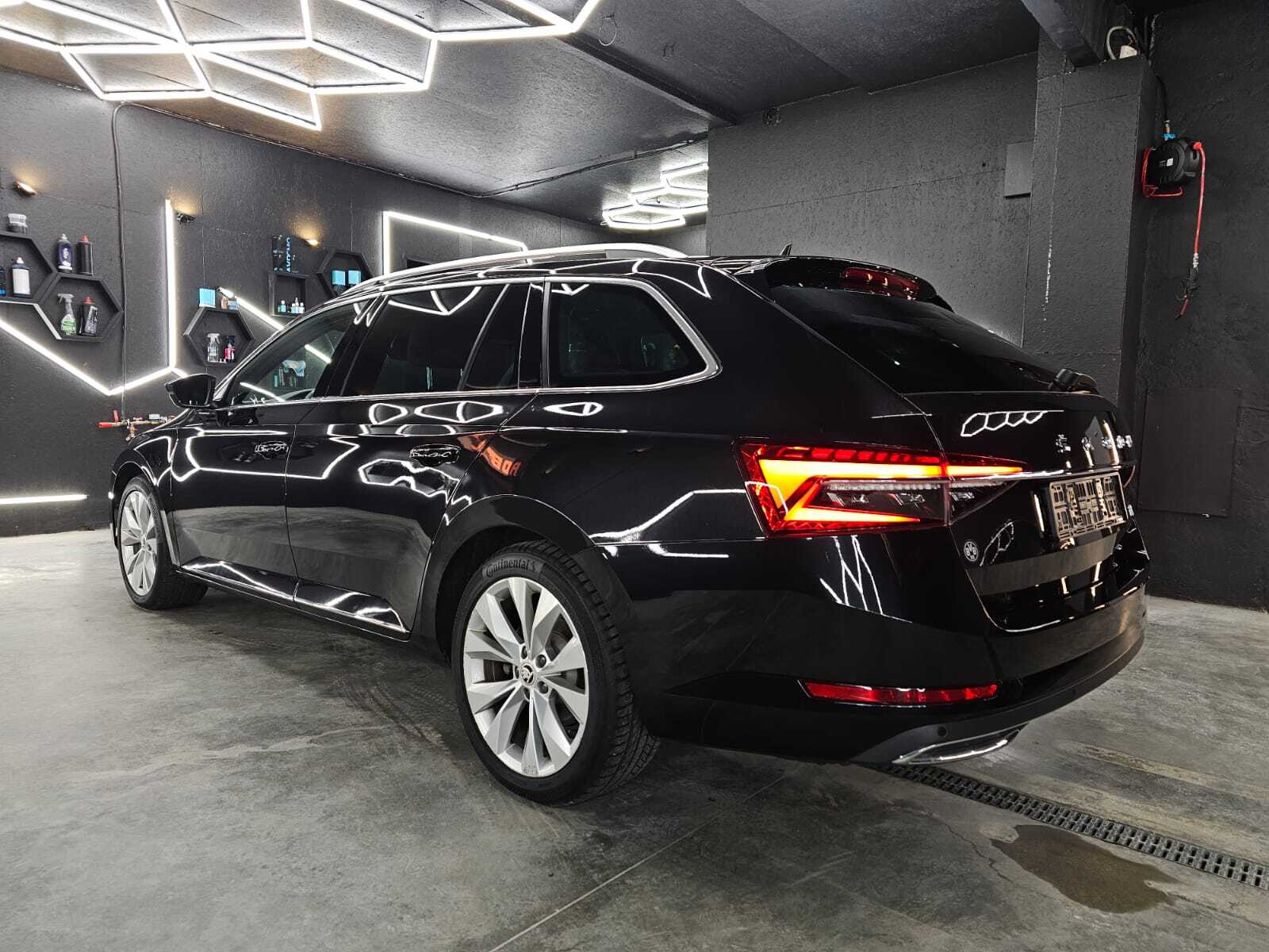 Škoda Superb 2021, photo 5/10