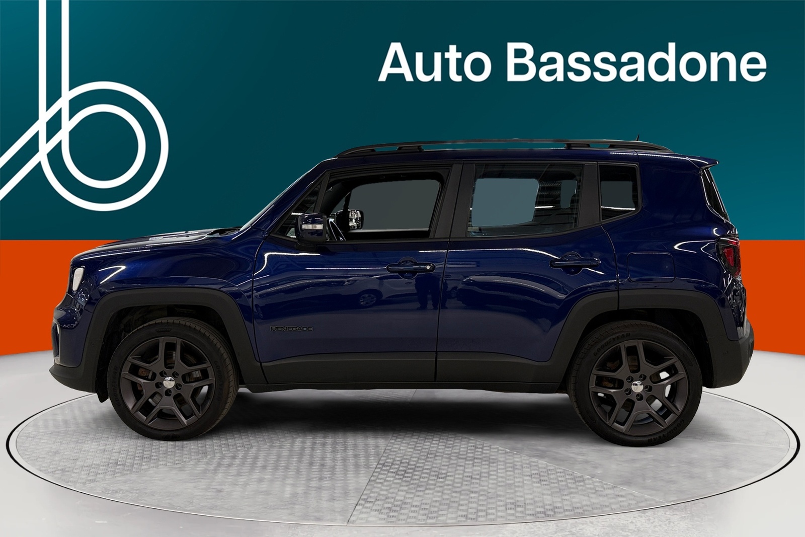 Jeep Renegade 2020, photo 2/10