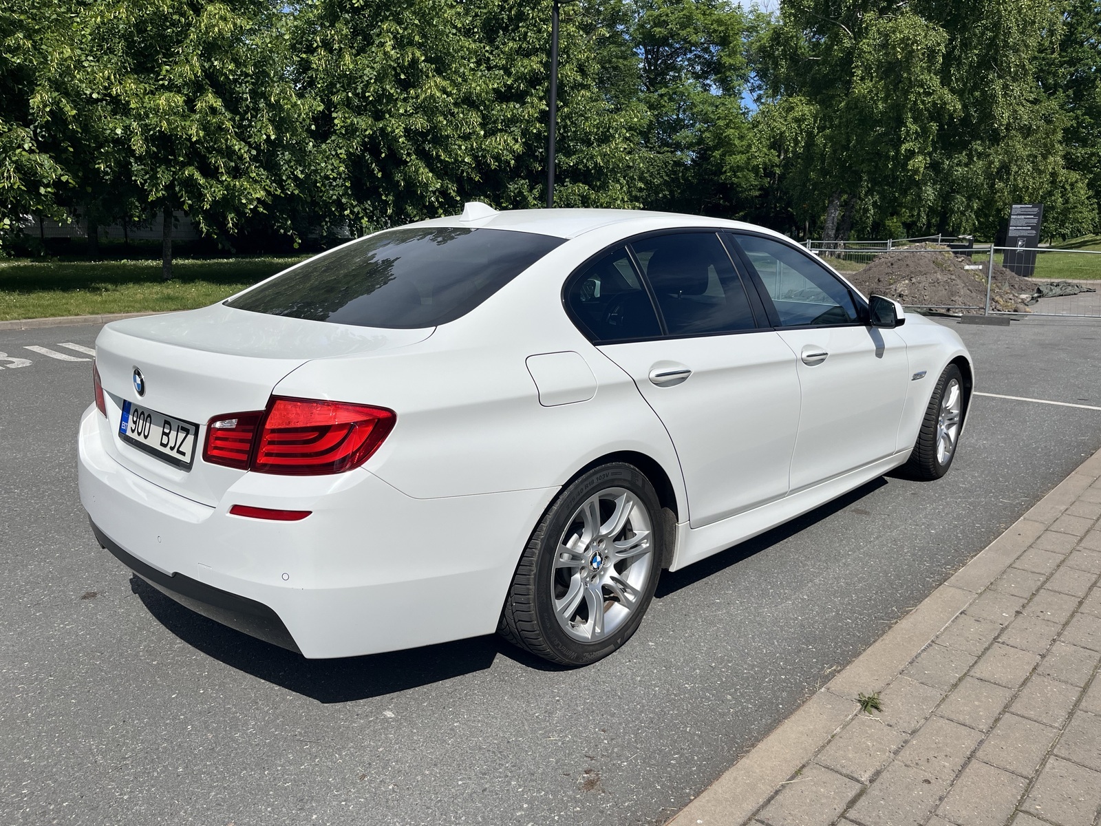 BMW 525 2011, photo 6/21