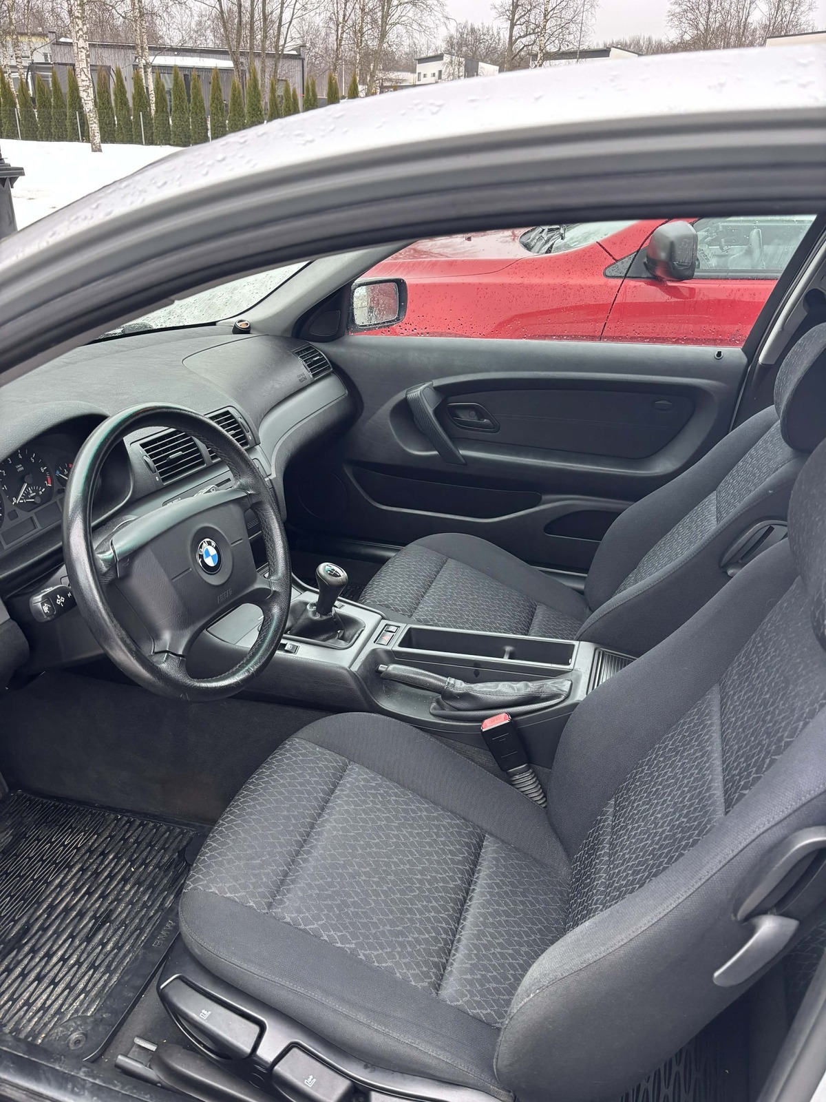 BMW 316 2004, kuva 3/4