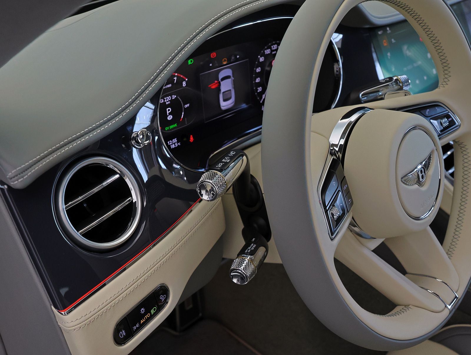 Bentley Continental GT 2026, photo 6/26