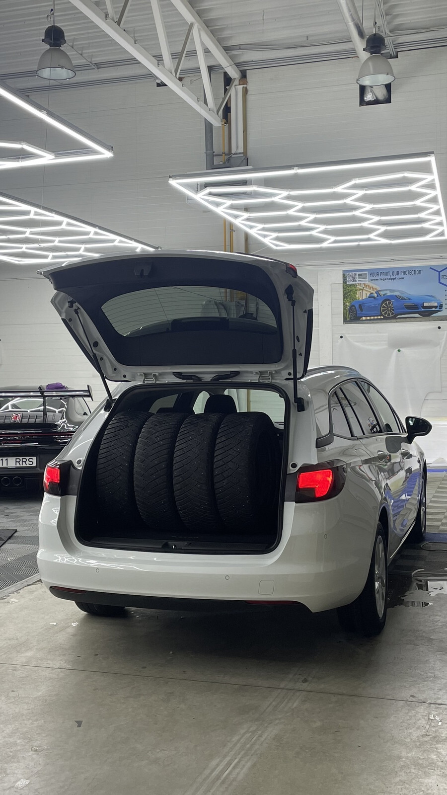 Opel Astra 2017, photo 4/10