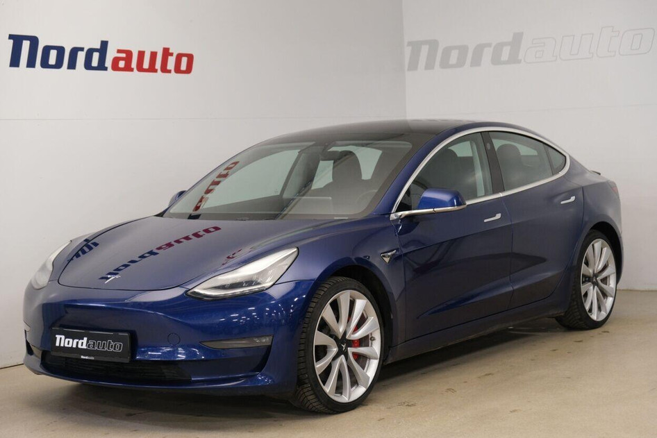 Tesla Model 3, 2019, 155 kW, electric, automatic, four-wheel drive