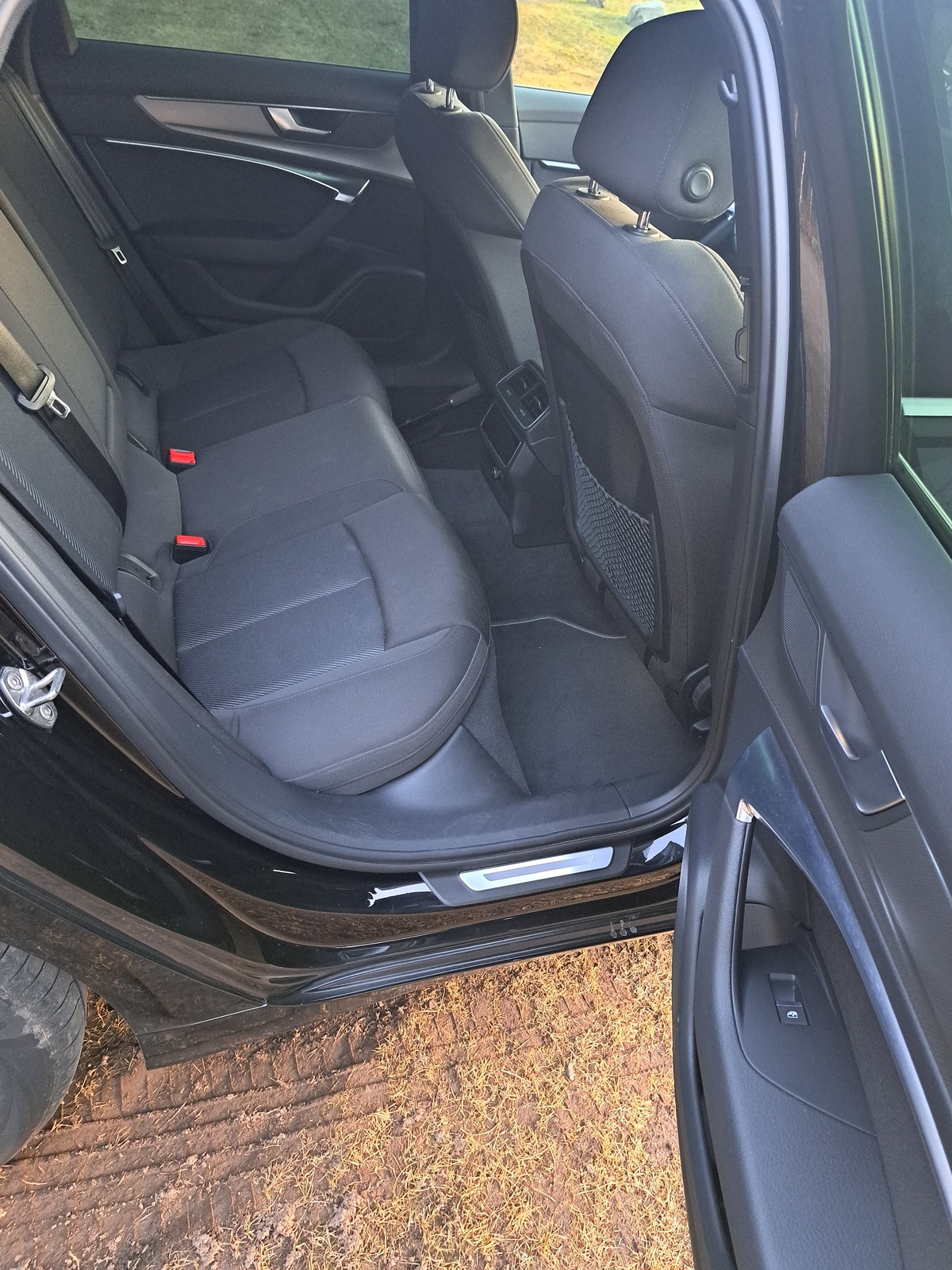 Audi A6 2021, photo 7/11
